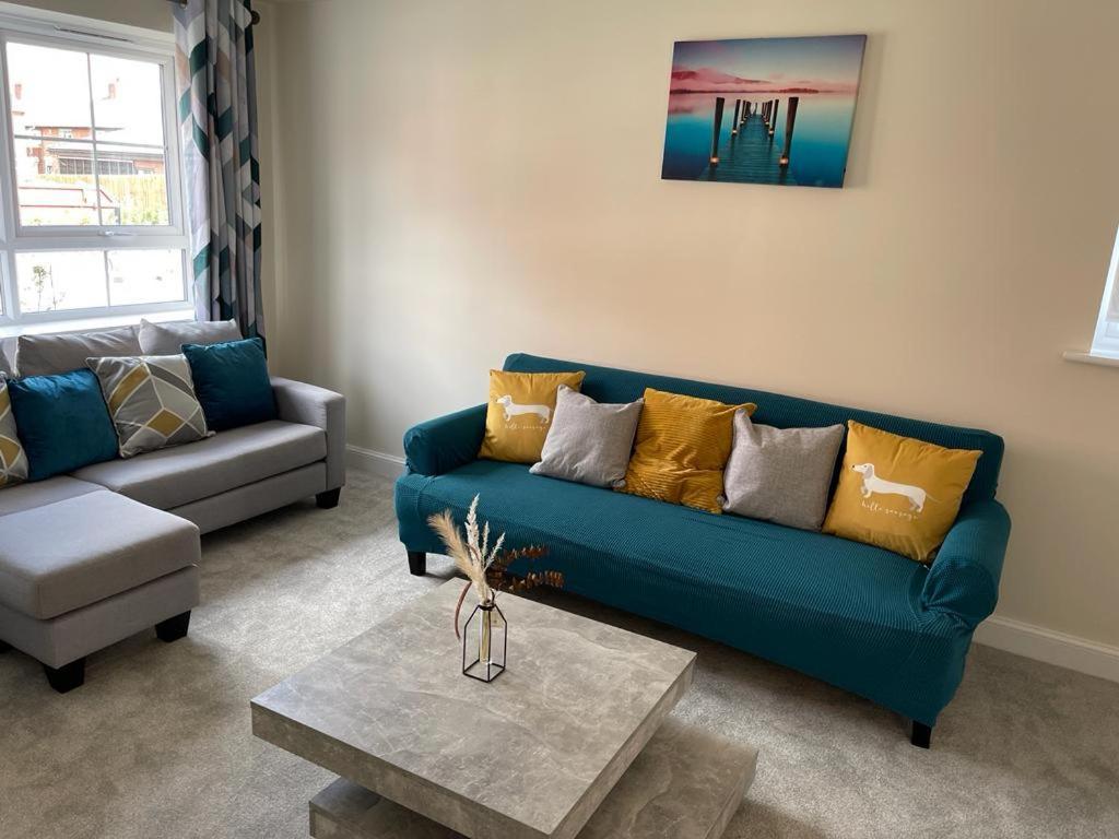 Stunning 3-Bed Risa House In Beeston Nottingham Villa Buitenkant foto