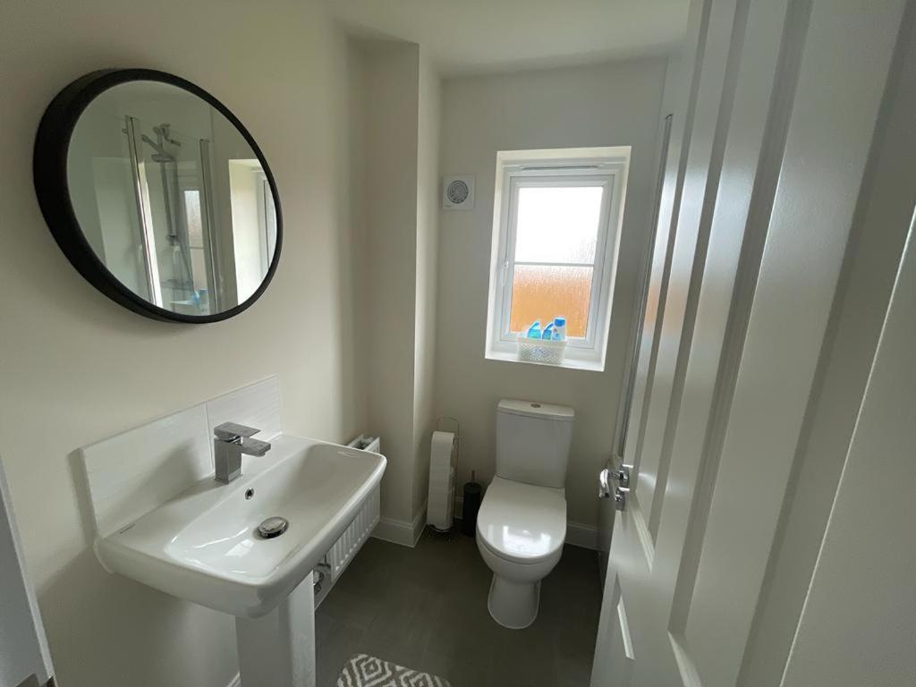 Stunning 3-Bed Risa House In Beeston Nottingham Villa Buitenkant foto